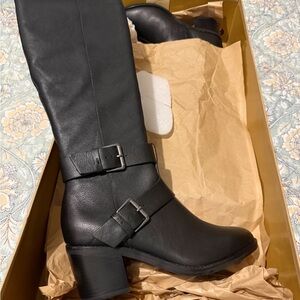 Kenneth Cole Charcoal Gentle Souls Black Leather Heeled Boots, Size 7– Like New
